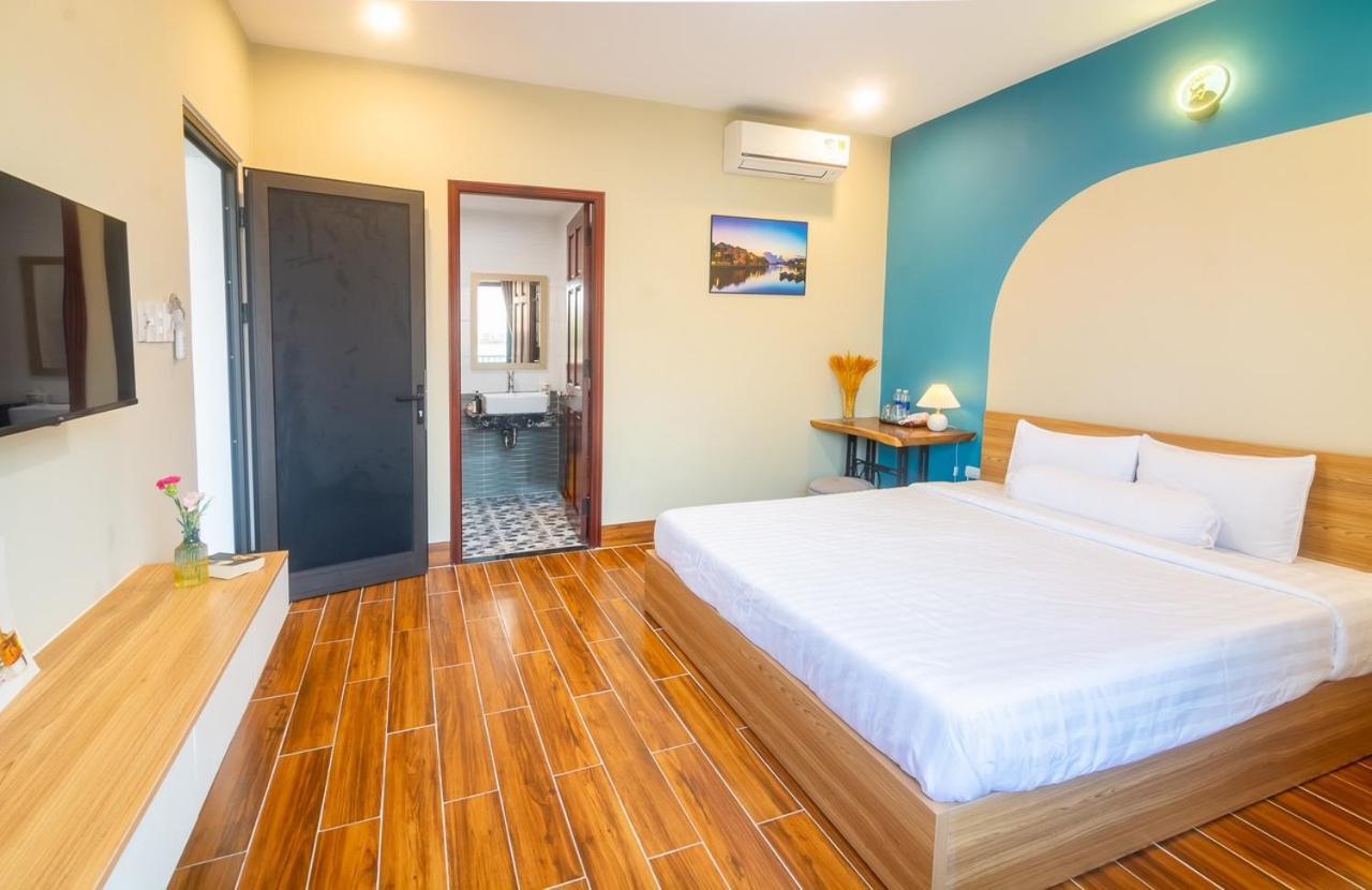 Tai Nhien Homestay Tan Thanh Esterno foto